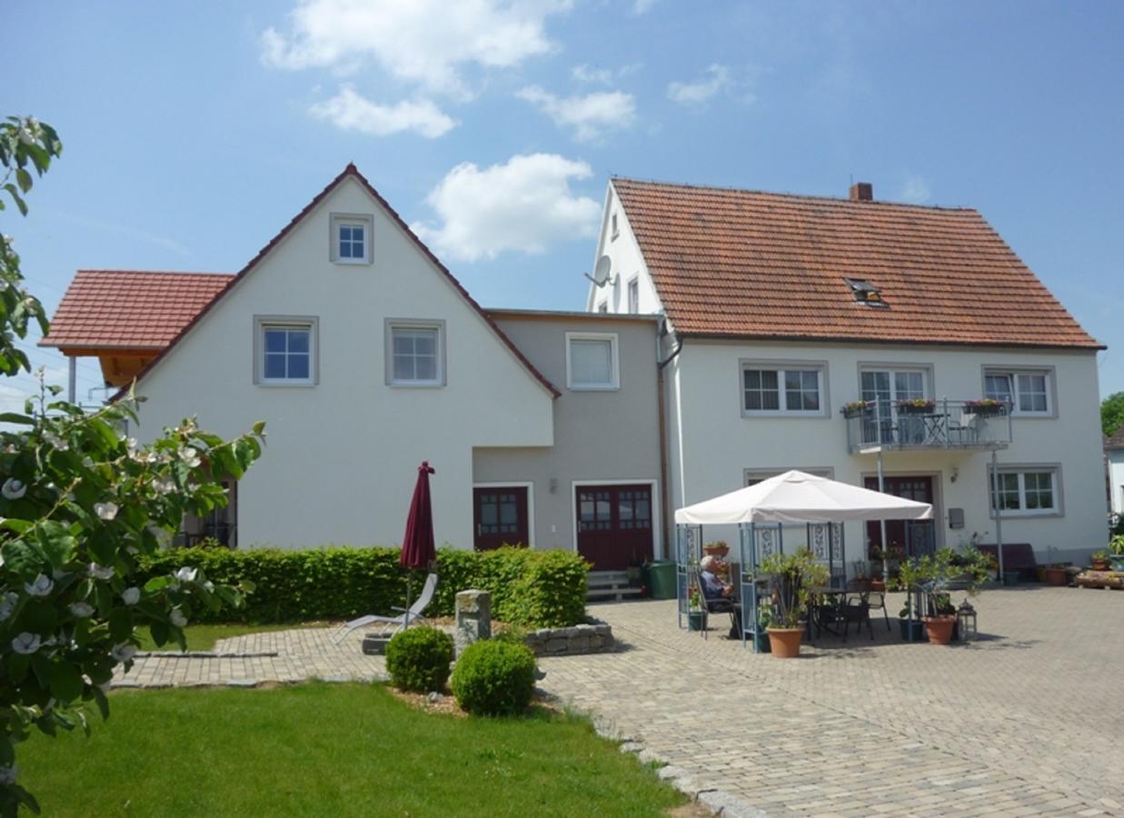 Ferienbauernhof Schuler Villa Gunzenhausen Dış mekan fotoğraf